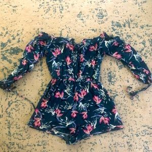 Extremely flattering long sleeve romper
